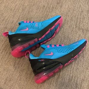 Nike Air Max 270 Women's Sneakers in Blue and Pink